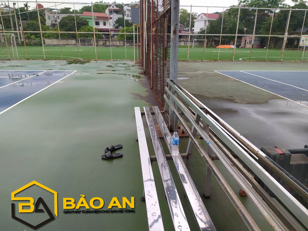 Vệ sinh tennis tại Phú Thọ 
